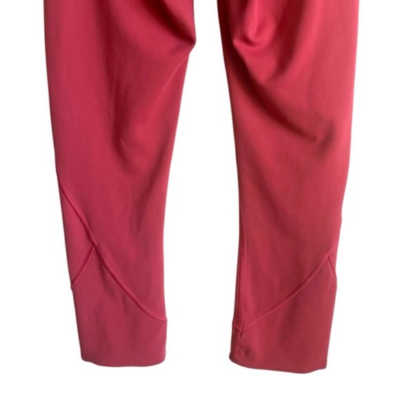 Lululemon In Movement Crop *Everlux 19" Size 4 Vintage Rose - Picture 7 of 9